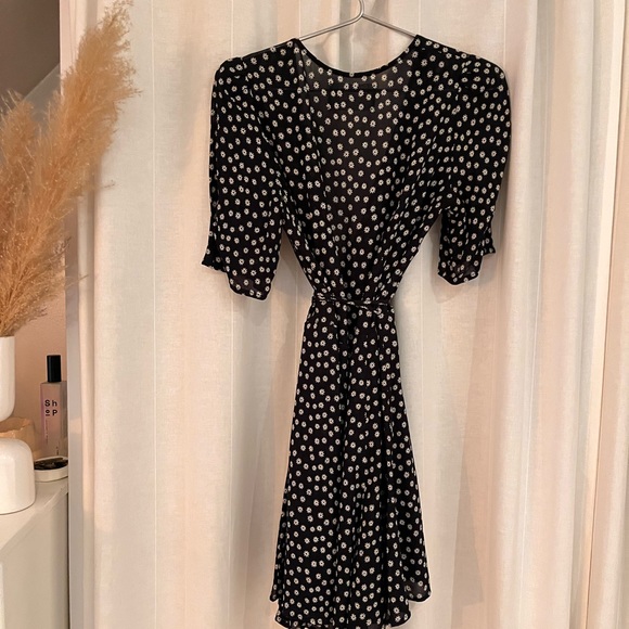 Reformation Lucky Dress - Size SM - Picture 2 of 4